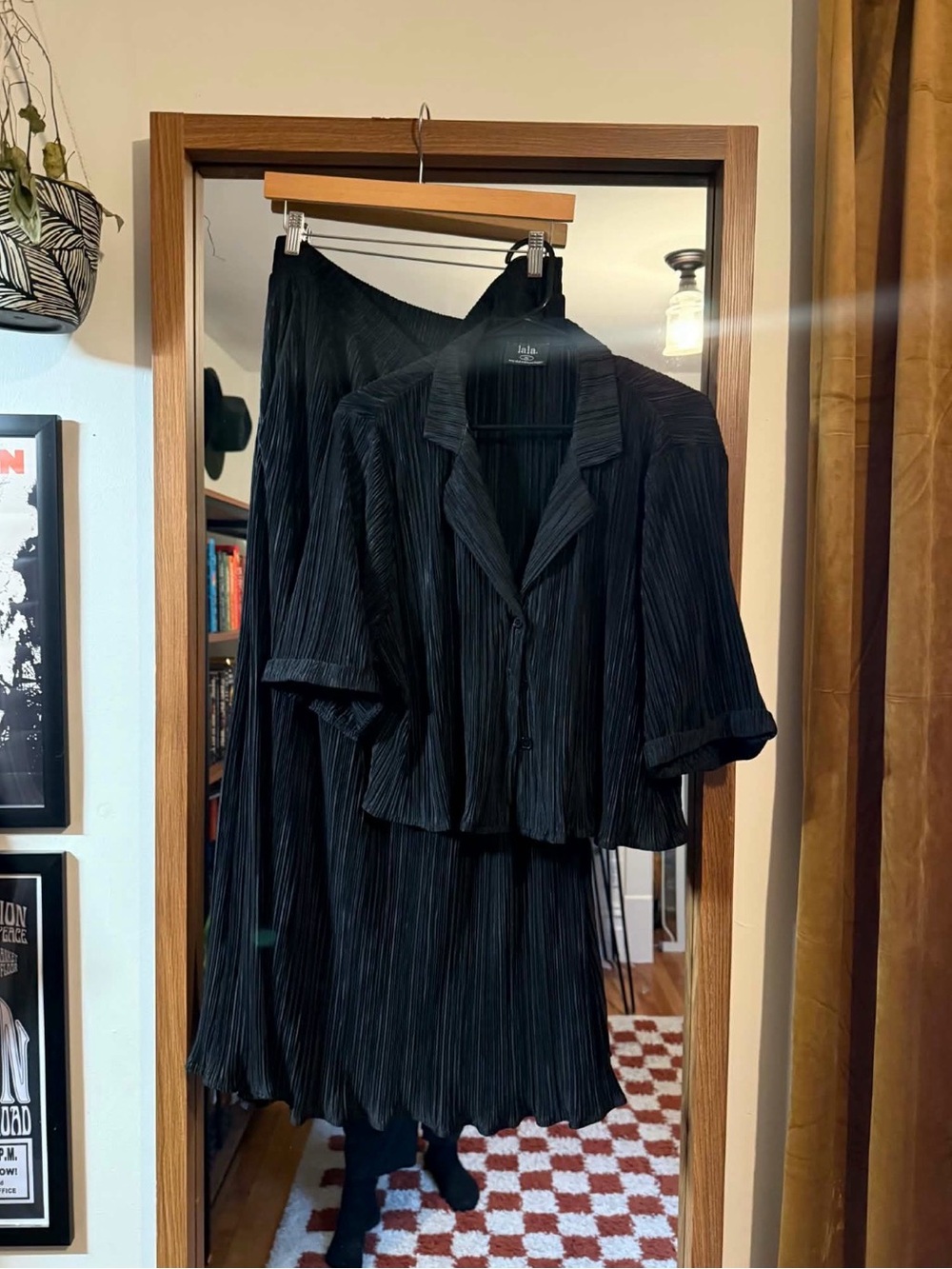 Dressed in LALA Black Pleated Maxi Skirt Set